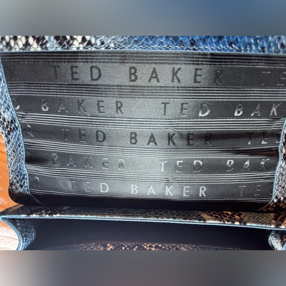 Ted Baker Enaaria Snake Print Leather Crossbody Bag NEW CONDITION - Picture 10 of 11